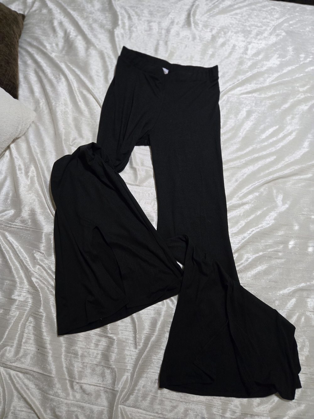 Black Flared Palazzo Pants With Slits In Front. Size L NWOT BY ZIG ZAG